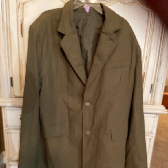 KINGS COURT 46”Tall BLAZER EE - Picture 1 of 6